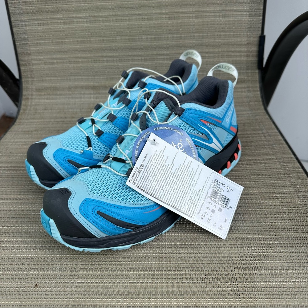 Salomon Women’s Hiking Shoes XA Pro 3D size 8 NWT